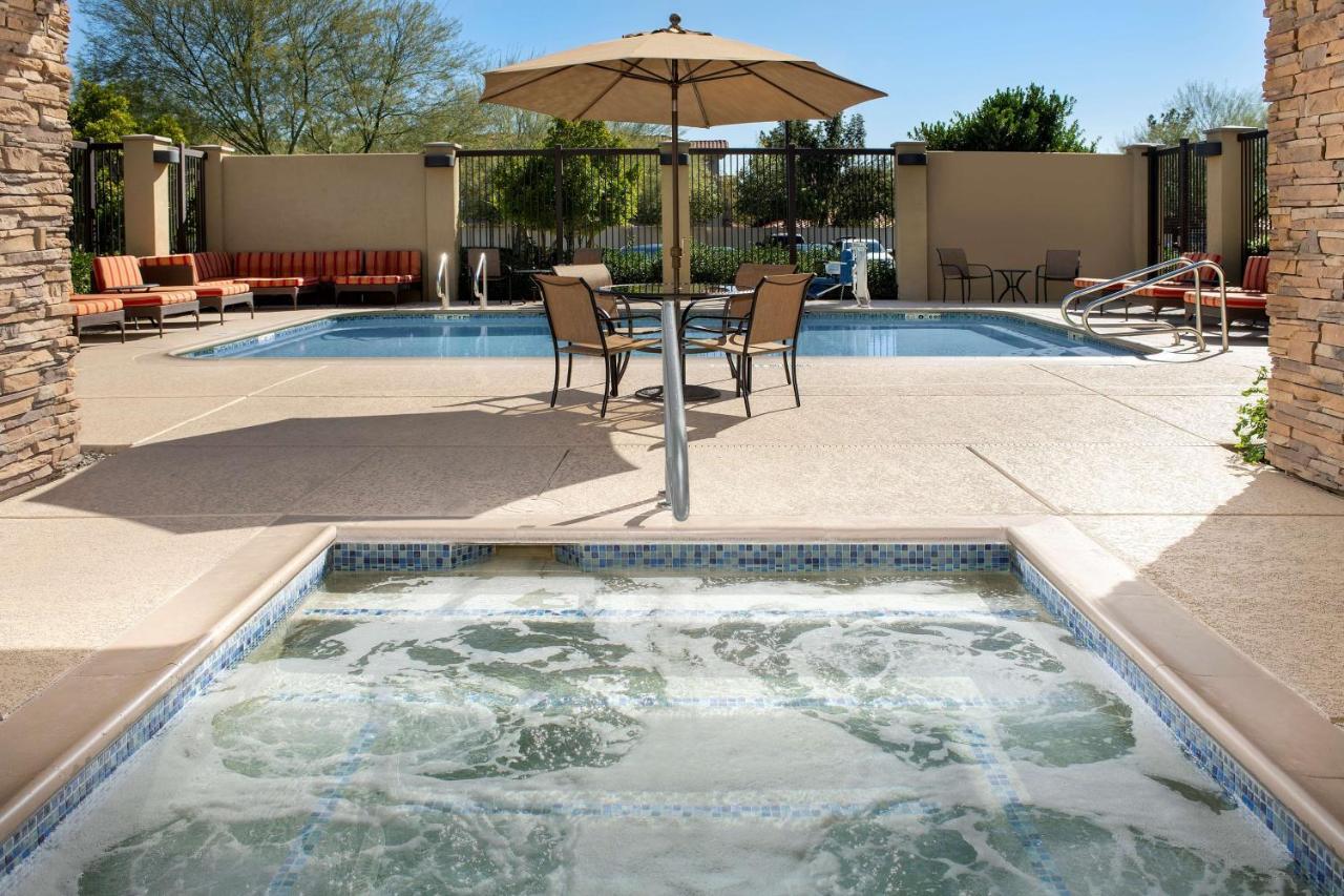 Hampton Inn & Suites Phoenix/Tempe Eksteriør bilde